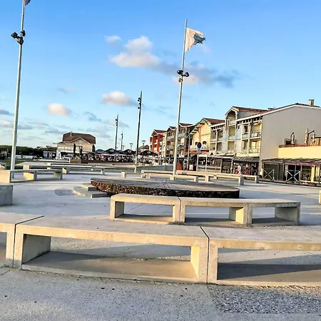 Sc H01 By Interhome *