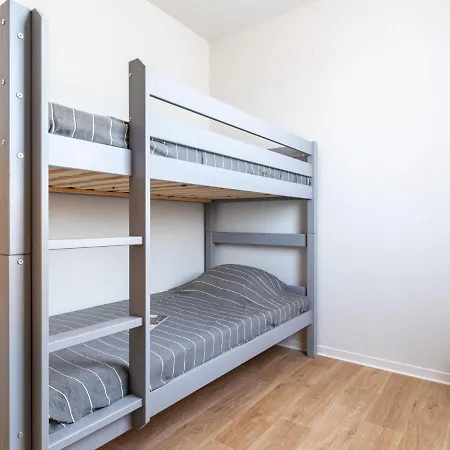 Apartament Sc H01 By Interhome